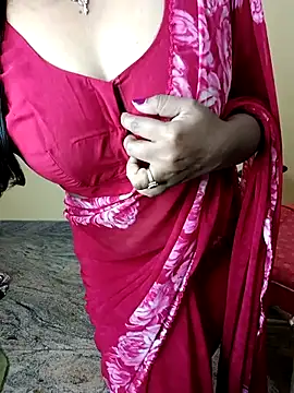 Lusty-couplee online show from April 10, 6:41 am