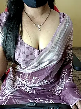 Lusty-couplee online show from February 13, 6:15 am