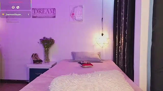 Violeta dss online show from November 27, 1:36 pm