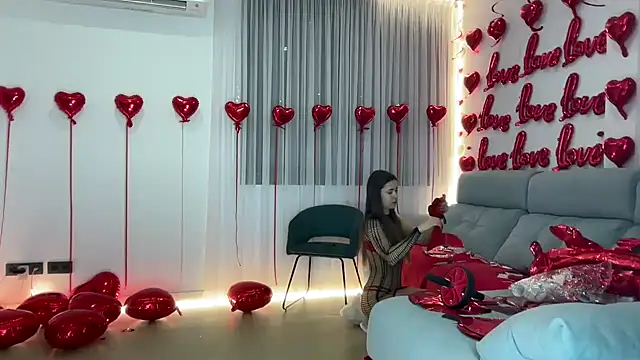 Mika Miller online show from February 12, 1:18 am