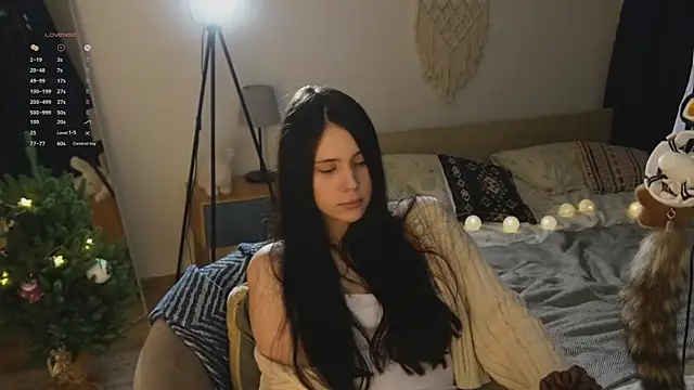 jennetdoll online show from January 12, 7:19 pm