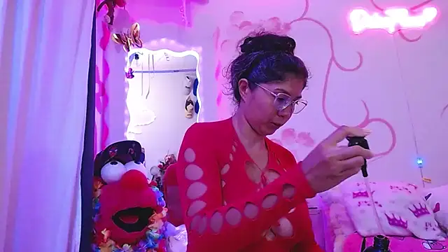 dainaflowers online show from February 9, 3:42 am