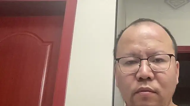 Momoever123456 online show from December 2, 9:32 am