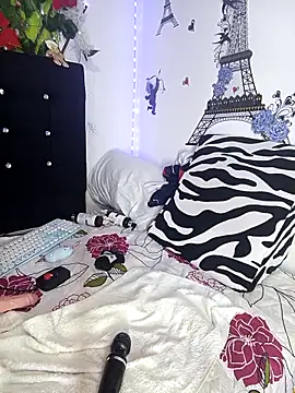 any mour online show from December 19, 11:19 pm