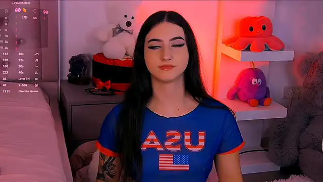 LaylaBrown online show from October 16, 7:38 pm