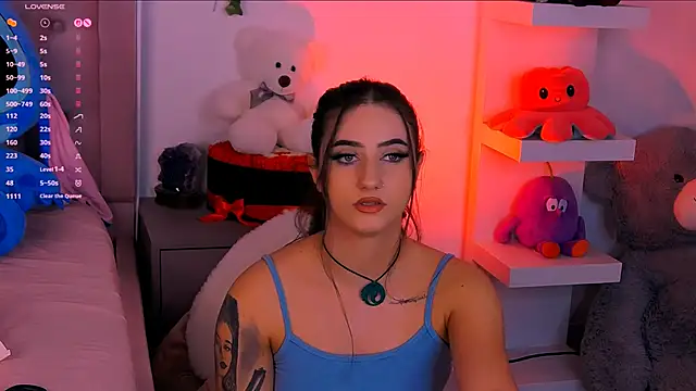 LaylaBrown online show from October 8, 7:07 pm