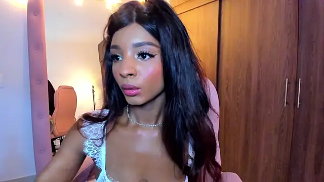 alikahouston4 online show from March 18, 2:49 am