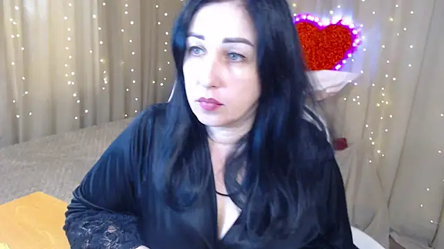 JillStevens online show from February 9, 9:00 am