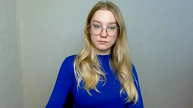 cindi hot online show from November 17, 11:33 am