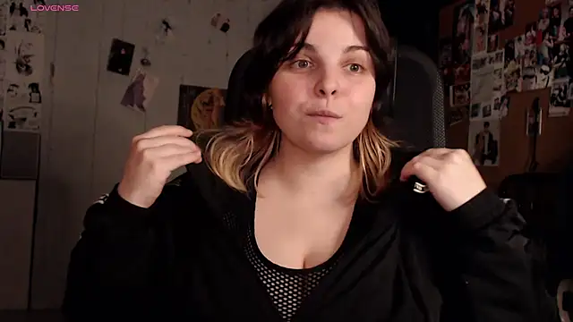 Saya sweet online show from November 30, 9:08 pm