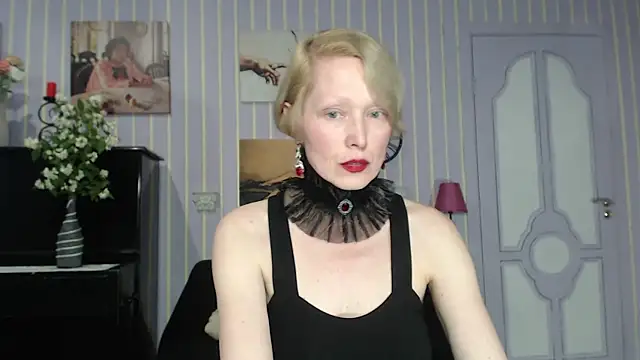 Marquise555 online show from June 8, 4:30 pm