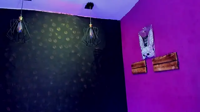 Alexa Slave online show from May 28, 1:58 am