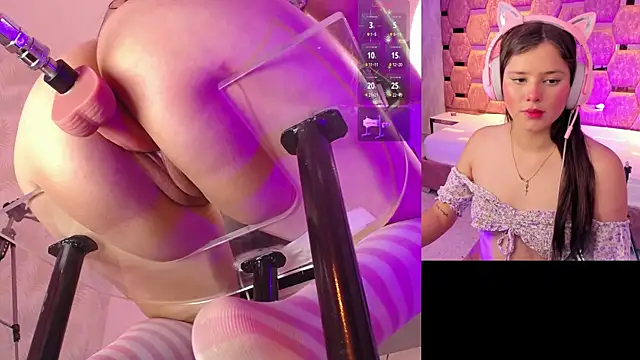 Trianna   online show from October 29, 1:37 pm