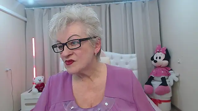 KayleSmoll online show from March 24, 8:03 pm