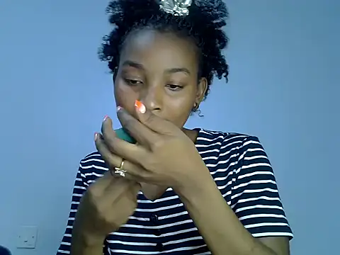 cute-alexis online show from September 15, 9:33 pm