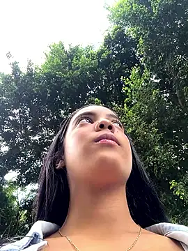 NAUGHTY LITTLE 18 online show from January 7, 9:07 pm