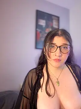 hannaasweet online show from March 13, 10:00 pm