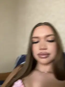 bunnyrich online show from March 12, 5:37 pm