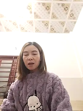 Sexy-ladyboobs20 online show from December 18, 11:48 am