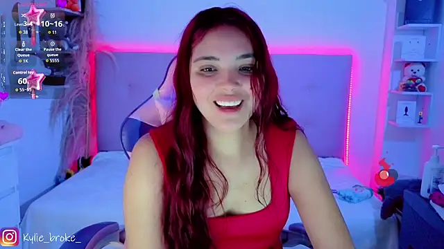 Kylie brokee online show from March 29, 9:14 pm