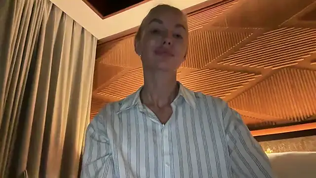 aestetick online show from November 29, 1:15 pm