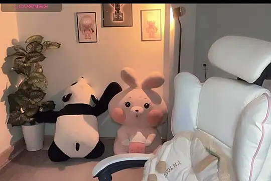  Aimy  online show from September 20, 4:16 pm