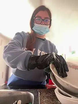 Cloew Marz online show from March 15, 5:15 pm