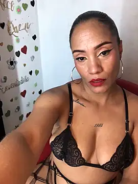 Snapshot of AdelaHaneix chatting on October 19, 7:05 pm AdelaHaneix online show from October 19, 7:05 pm