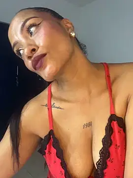 AdelaHaneix online show from November 11, 7:22 pm