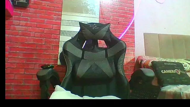 Transthifany online show from November 6, 3:29 pm