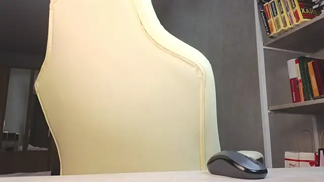 Marietta Castro online show from April 14, 5:02 pm