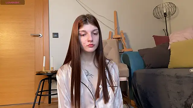 Snapshot of Bunny_ShyGirl chatting on October 9, 6:50 am Bunny ShyGirl online show from October 9, 6:50 am