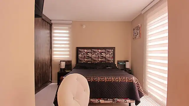 anabel 025 online show from March 10, 4:00 pm