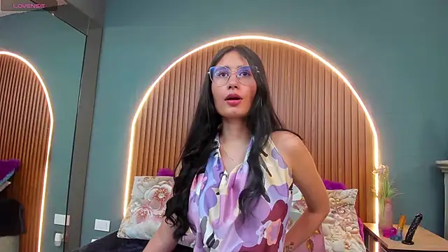 NayeCloud online show from September 10, 3:39 am