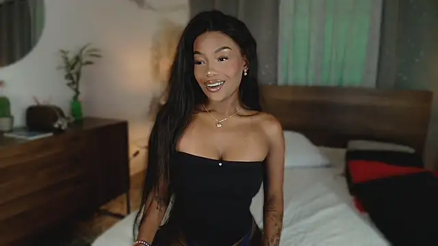 Isaa Coleman  online show from February 12, 9:27 pm