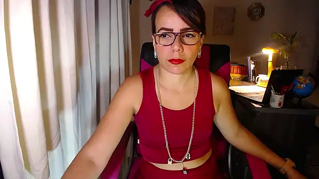 danielle rose 1 online show from April 19, 4:18 pm