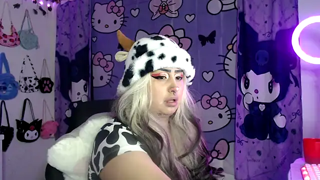 lussyevans24 online show from September 12, 6:25 am