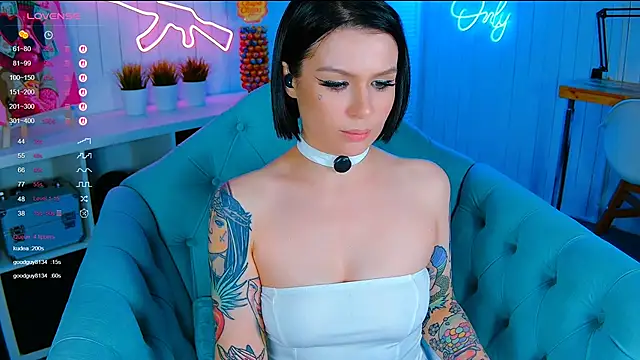 My toys pink online show from September 25, 1:59 am