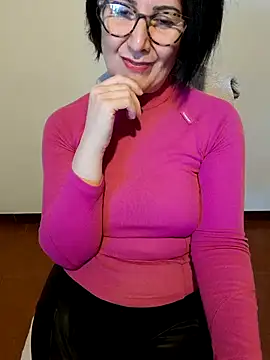 Snapshot of Viola8p chatting on September 29, 9:03 am Viola8p online show from September 29, 9:03 am