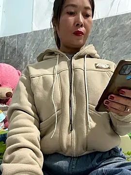 Linaannn online show from January 8, 11:53 pm