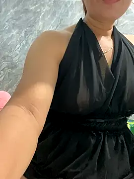 Linaannn online show from November 10, 11:55 pm