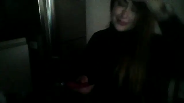 Snapshot of Sarahmonesexy chatting on September 8, 8:41 pm Sarahmonesexy online show from September 8, 8:41 pm