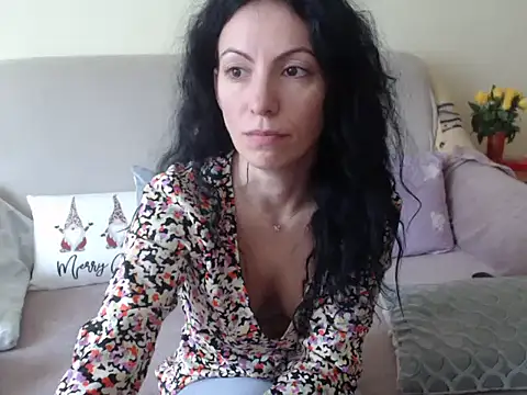 Emmatoo online show from February 13, 10:17 am