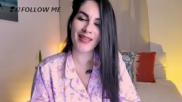 Pamela Rosal online show from February 23, 1:50 am