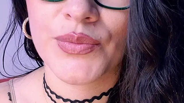 Pamela Rosal online show from February 12, 12:51 pm