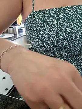 lamorbosa37 online show from March 23, 2:01 pm