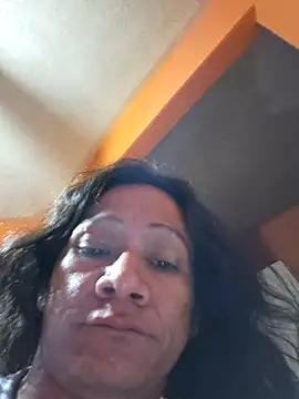 miicheele32 online show from October 24, 10:44 am