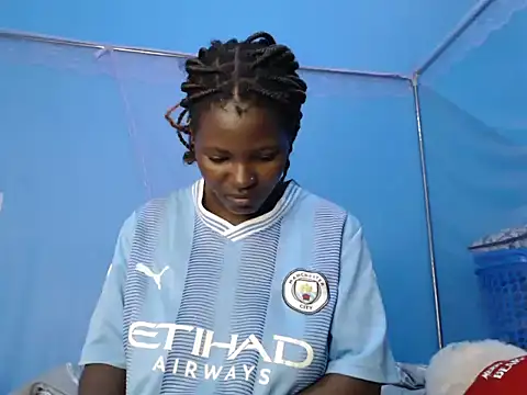 TrishaKalid online show from February 4, 11:13 am