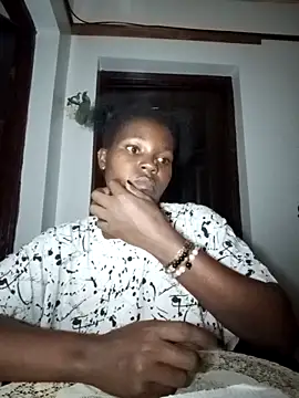 TrishaKalid online show from November 27, 7:39 pm