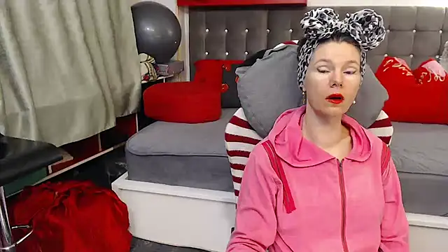 kellyterapy online show from April 3, 3:26 am